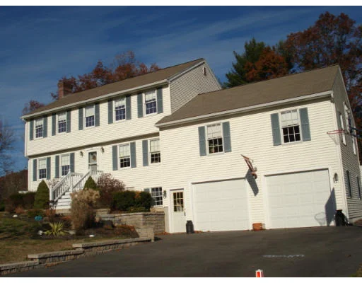 Unit for sale at 27 Burnside Lane, Merrimac, MA 01860