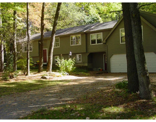 Unit for sale at 20 Pikes Hill Road, Sterling, MA 01564