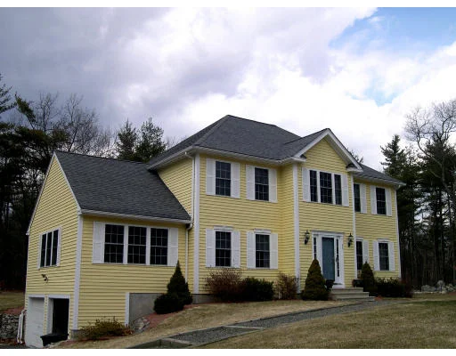 Unit for sale at 95 Maple Street, Stow, MA 01775