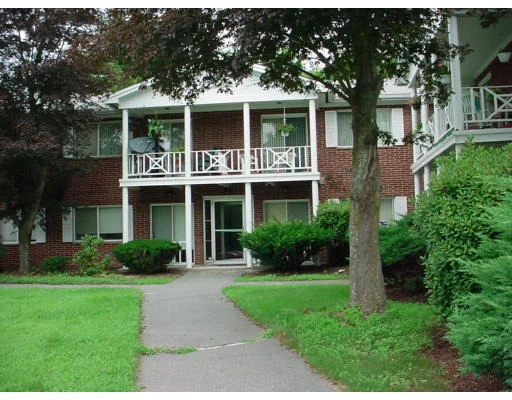 Unit for sale at 40 Bayberry Dr, Sharon, MA 02067