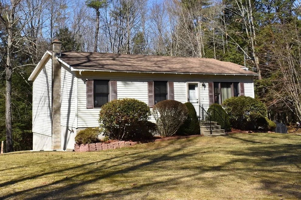 Unit for sale at 131 Laurel St, Winchendon, MA 01475