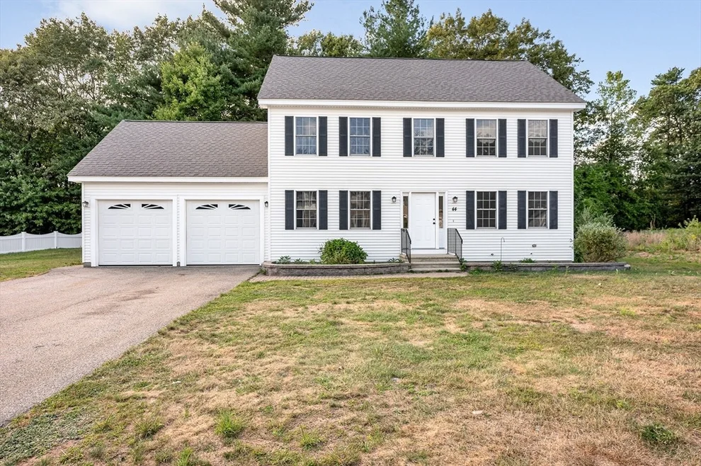 Unit for sale at 44 Shakespeare St, Tyngsborough, MA 01879