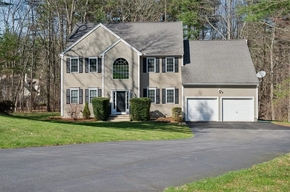 Unit for sale at 320 Lincoln Circle, Northbridge, MA 01534