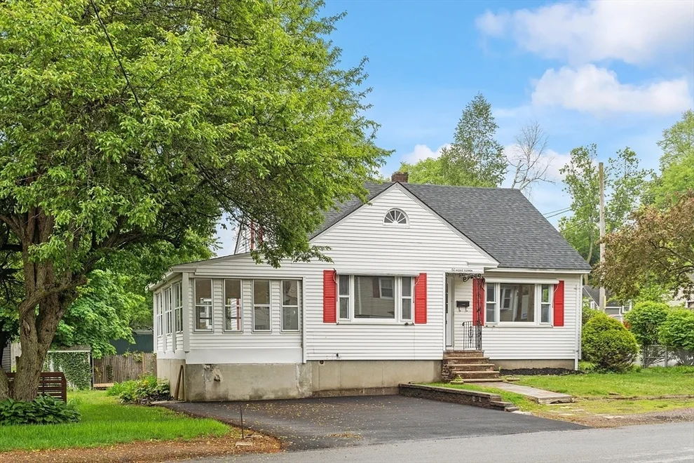 Unit for sale at 60 Mount Vernon St, Lawrence, MA 01843