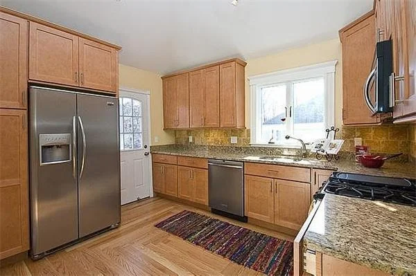 Unit for sale at 40 Park Ave, Cambridge, MA 02138