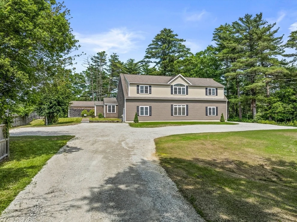 Unit for sale at 455 Union Bridge Rd, Duxbury, MA 02332