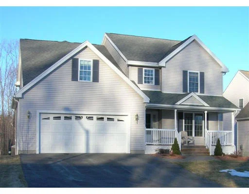 Unit for sale at 32 Sunrise Avenue, Worcester, MA 01606
