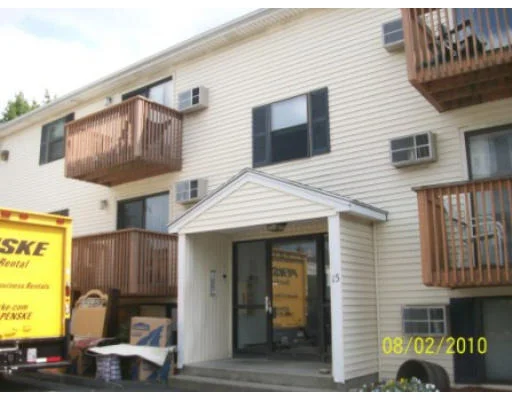 Unit for sale at 15 Houghton St, Worcester, MA 01604