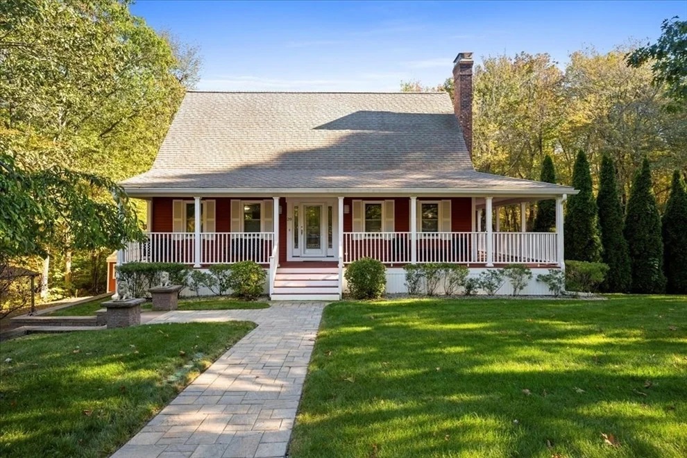 Unit for sale at 20 Leela Ln, Leicester, MA 01542