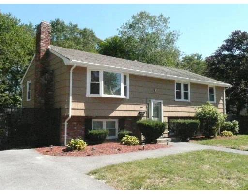 Unit for sale at 164 Damon Rd, Rockland, MA 02370