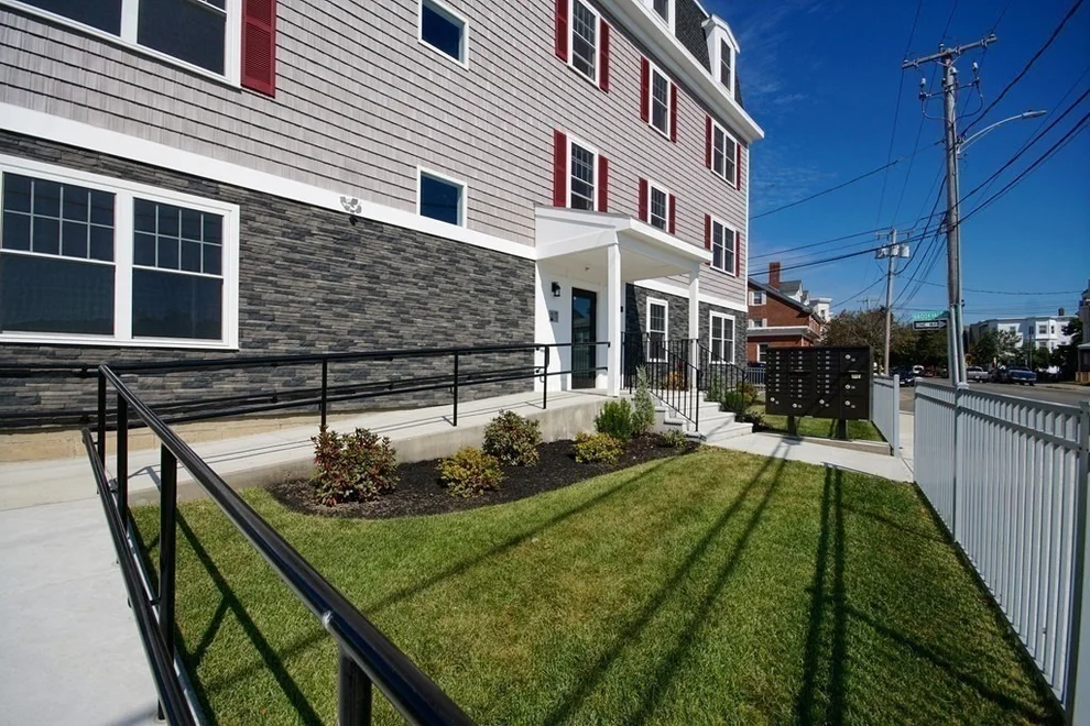 Unit for sale at 693 Western Av, Lynn, MA 01905