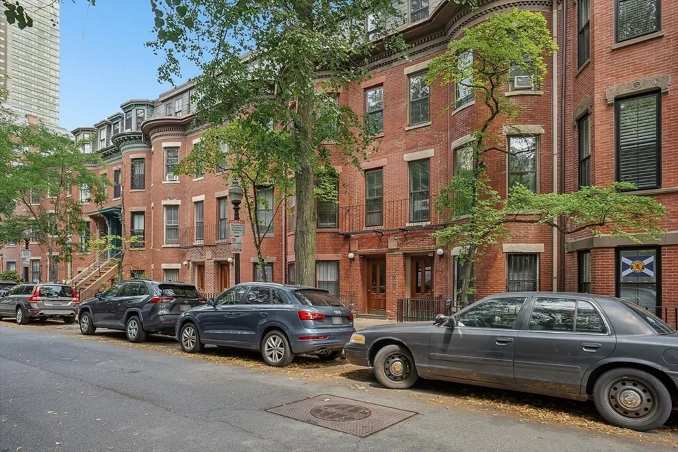 Unit for sale at 227 W Canton St., Boston, MA 02116