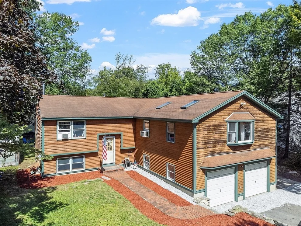 Unit for sale at 2 Tamarack Ln, Townsend, MA 01469
