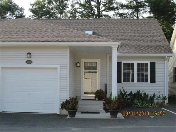 Unit for sale at 161 Federal St, Belchertown, MA 01007