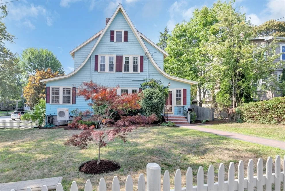 Unit for sale at 321 Park Avenue, Arlington, MA 02476