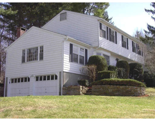 Unit for sale at 10 Hickory Hill Lane, Framingham, MA 01702