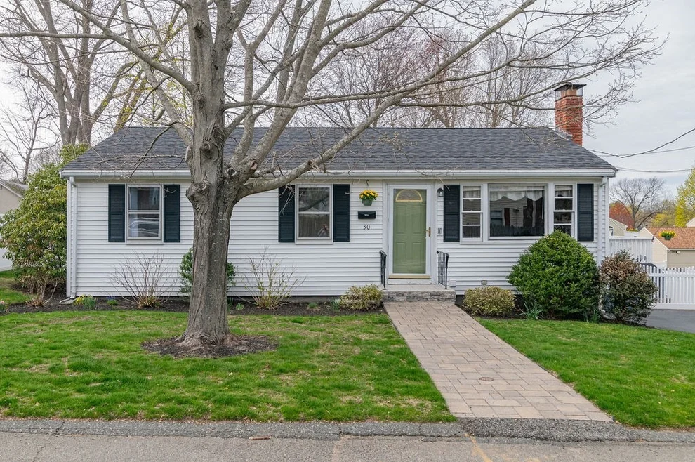 Unit for sale at 30 Lillian Rd, Weymouth, MA 02189