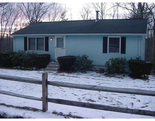 Unit for sale at 61 Oakwood Rd, Brimfield, MA 01010