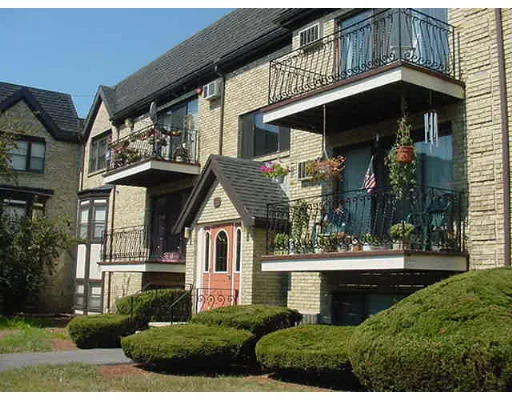Unit for sale at 299 Pawtucket Blvd, Lowell, MA 01854