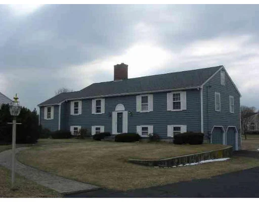 Unit for sale at 8 Turner Drive, North Reading, MA 01864
