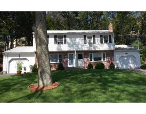 Unit for sale at 126 Dean Ave, Franklin, MA 02038