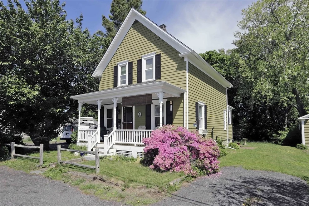 Unit for sale at 5 Anthony St, Acushnet, MA 02743