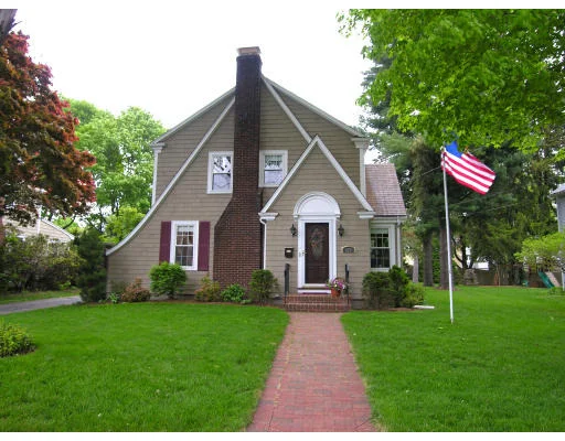 Unit for sale at 177 Lindbergh Avenue, Needham, MA 02494