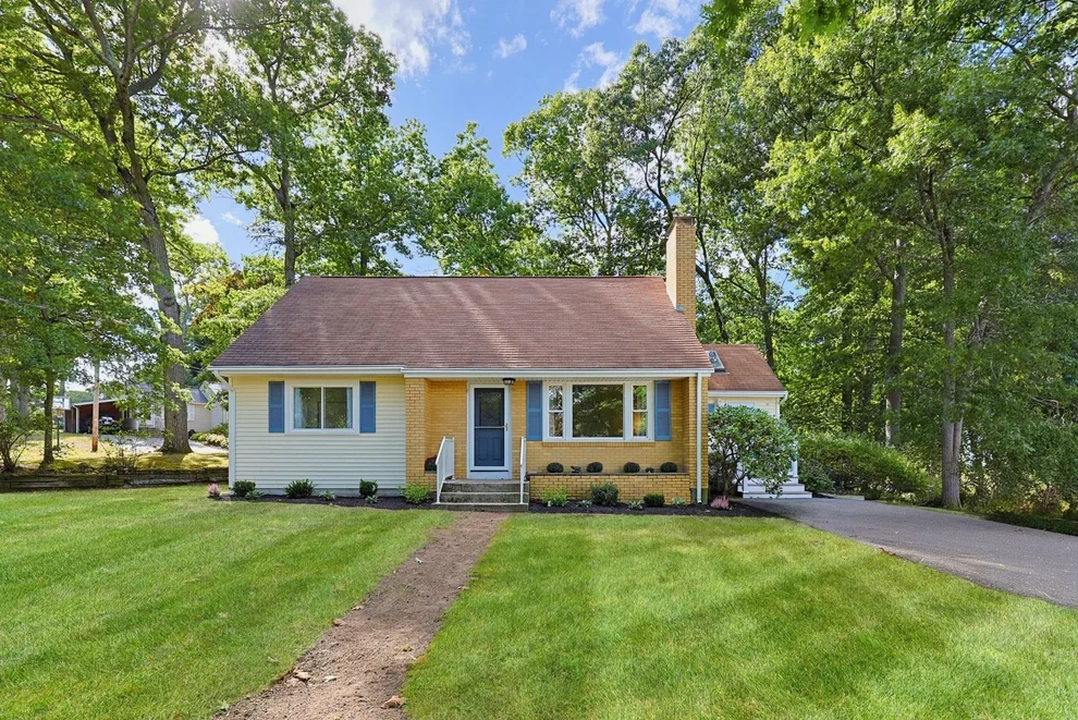 Unit for sale at 21 Burt St, Attleboro, MA 02703