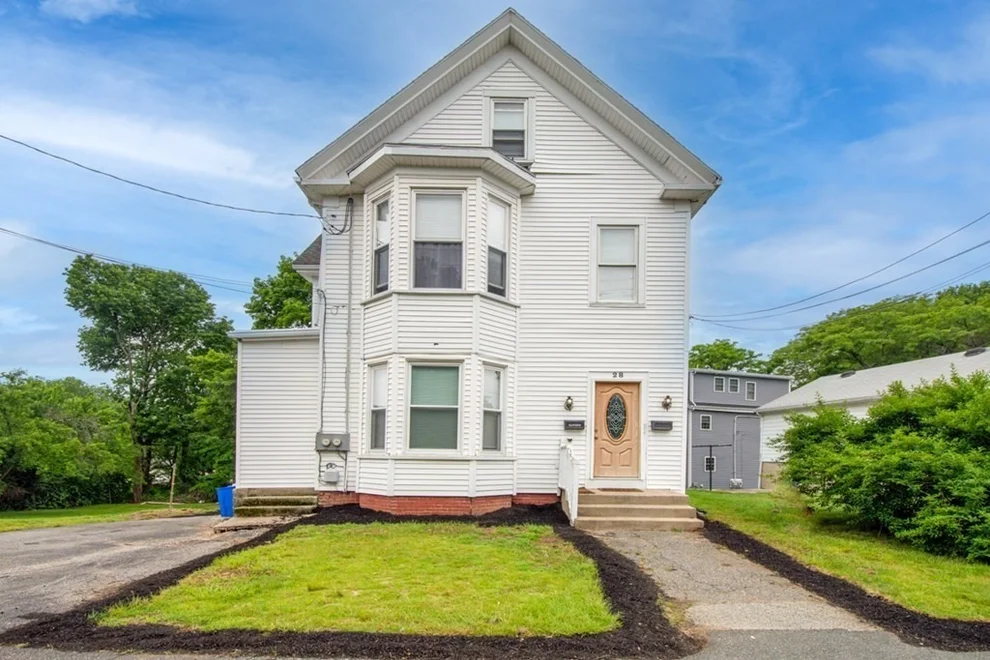 Unit for sale at 28 Washington St., Stoneham, MA 02180