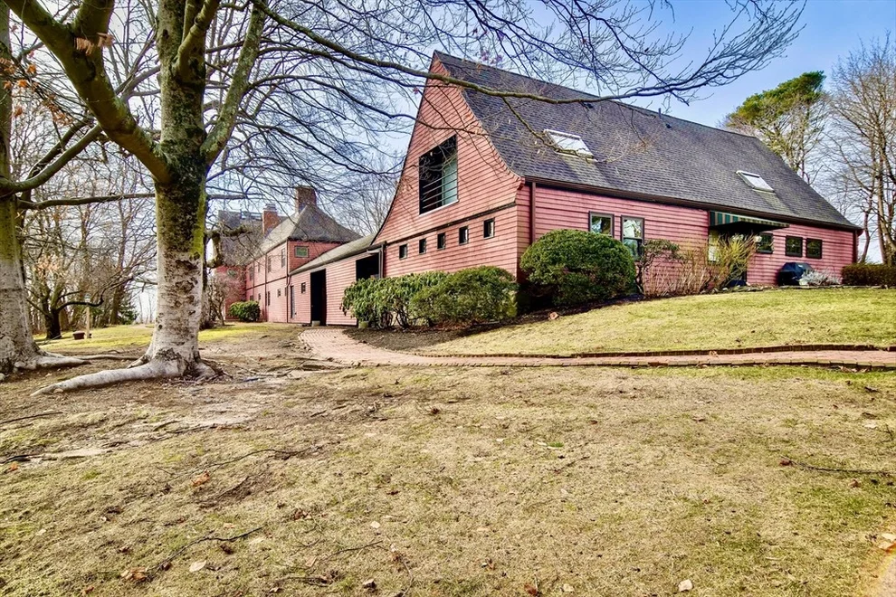 Unit for sale at 80 Ober Rd, Newton, MA 02459