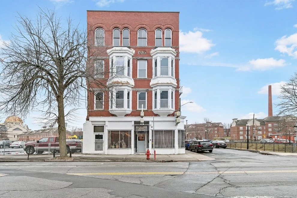 Unit for sale at 540 Merrimack Street, Lowell, MA 01854