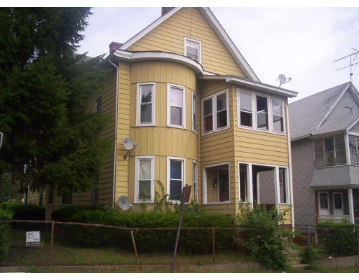 Unit for sale at 58 Webster St, Springfield, MA 01104