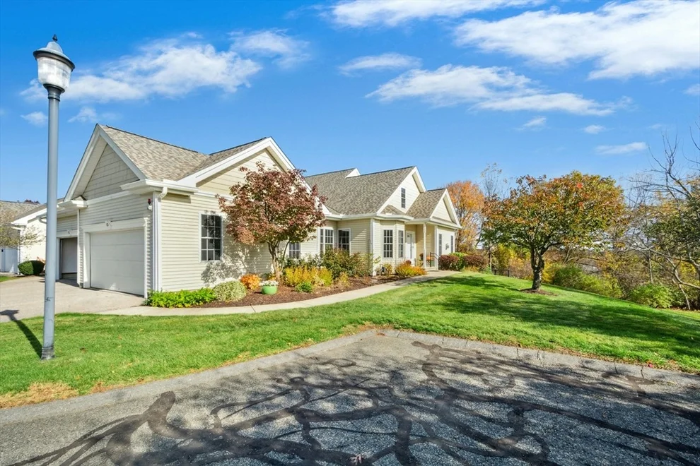 Unit for sale at 69 Cortland Grove Dr, Shrewsbury, MA 01545