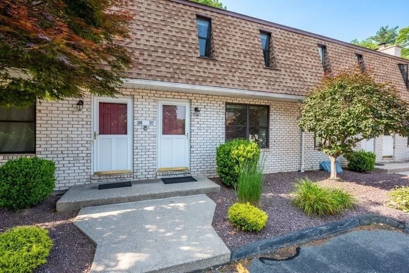 Unit for sale at 37 Granby Hts, Granby, MA 01033