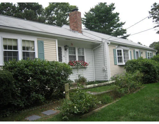 Unit for sale at 10 Rebecca Ln, Barnstable, MA 02655