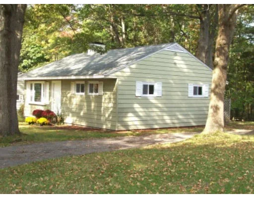 Unit for sale at 51 Mayflower Circle, Holden, MA 01520