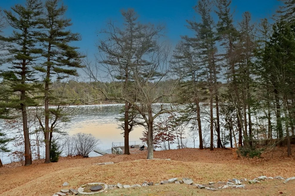 Unit for sale at 4 Omega Way, Littleton, MA 01460