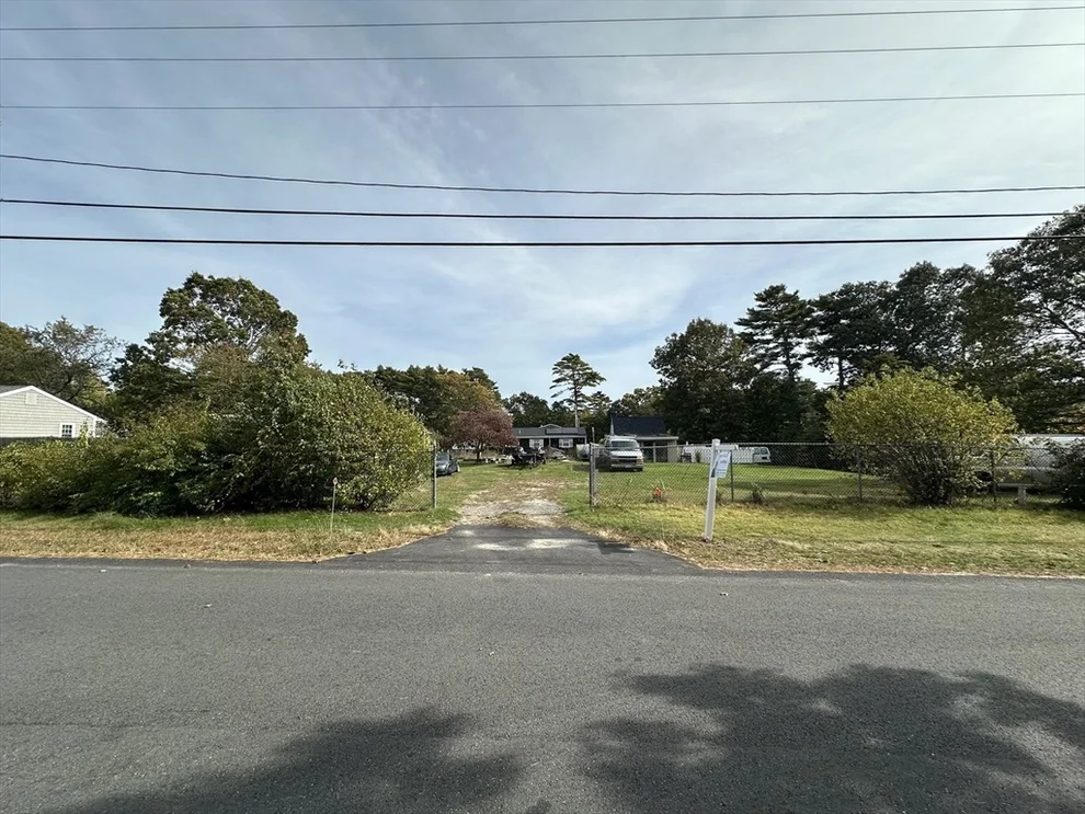 Unit for sale at 47 Mayflower Ln, Wareham, MA 02538