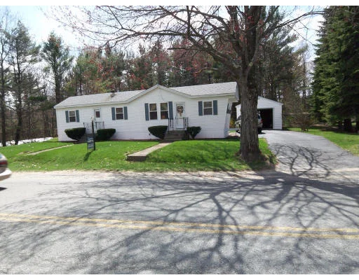 Unit for sale at 208 Clark St., Gardner, MA 01440