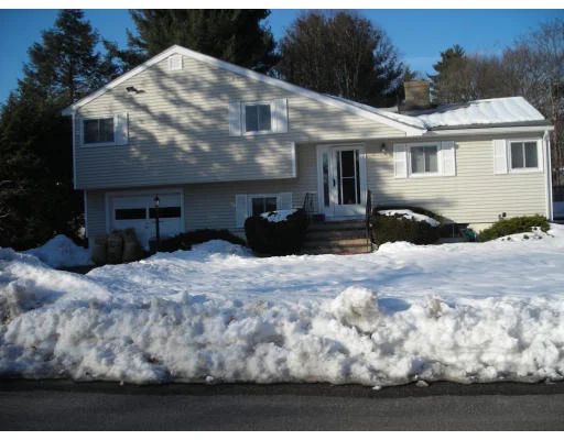 Unit for sale at 5 Hastings Street, Framingham, MA 01701