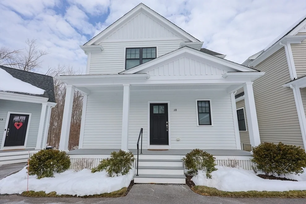 Unit for sale at 18 Lenox Ln, Easton, MA 02375