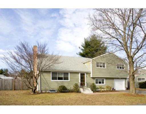 Unit for sale at 91 Noanett Road, Needham, MA 02494