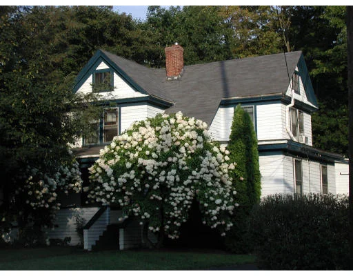 Unit for sale at 136 South Main St, Sharon, MA 02067