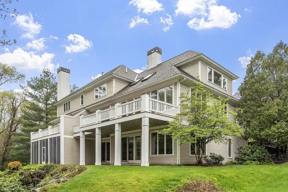 Unit for sale at 7 Long Ridge Lane, Ipswich, MA 01938
