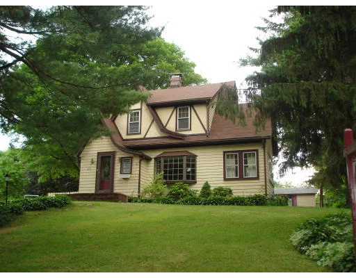 Unit for sale at 231 Forest Street, Reading, MA 01867