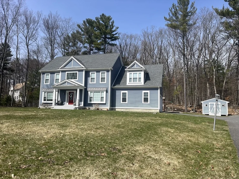 Unit for sale at 352 Church St, Northborough, MA 01532