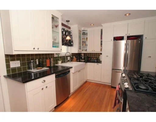 Unit for sale at 8 Brae Rd, Quincy, MA 02169