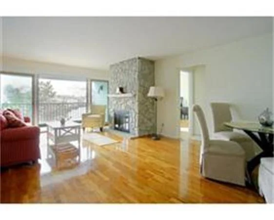 Unit for sale at 5 Independence Way, Marblehead, MA 01945
