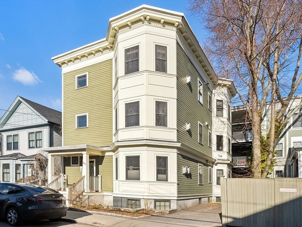 Unit for sale at 201 Pearl Street, Cambridge, MA 02139