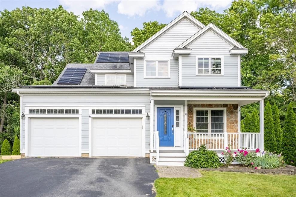 Unit for sale at 13 Green Meadow Lane, Andover, MA 01810